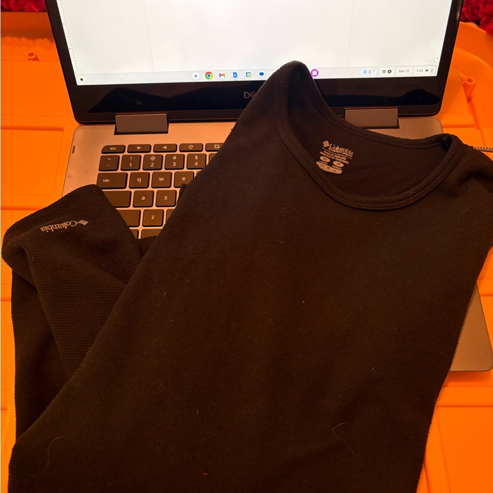 Columbia Black Long Sleeve Shirt